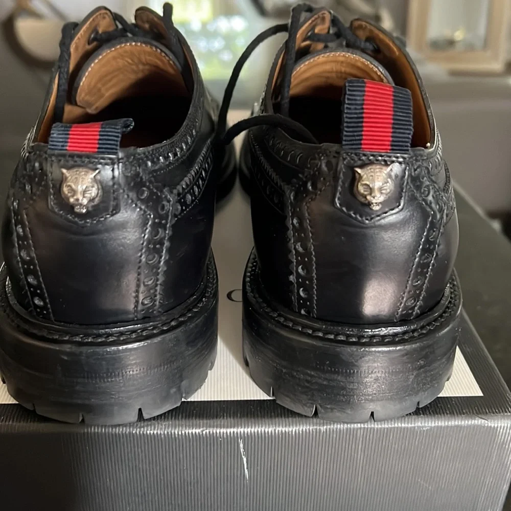 Authentic Gucci shoes.